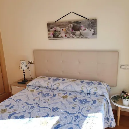 Apartment Acogedor En Frente Al Huca *